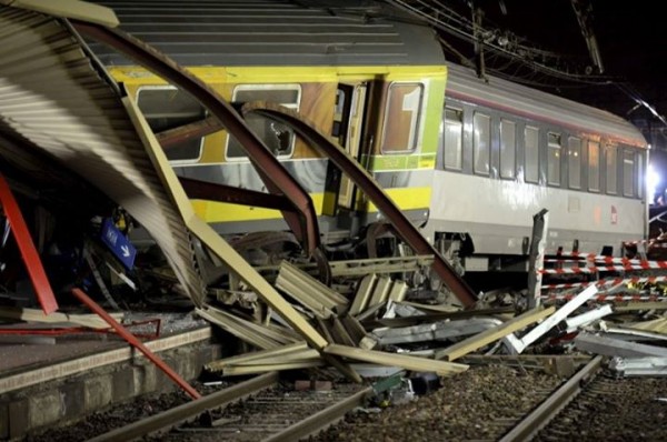 deraillement-du-train-Paris-Limoges-bretigny