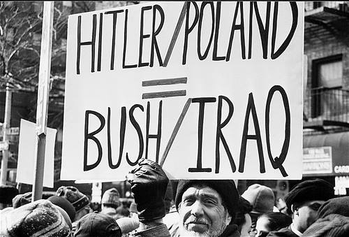 bush-hitler-irak-usaz