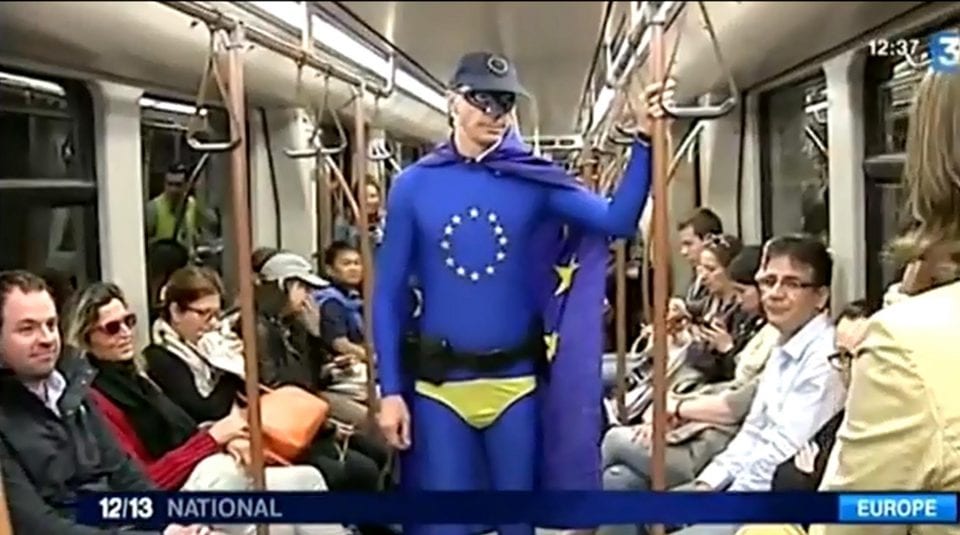 captain-europe-fr3-6-indifference-dans-le-metro
