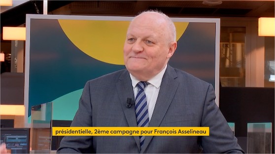 Asselineau sur Franceinfo ce lundi 21 février 2022 à 7h50