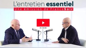 "Macron n'a pas présenté son bilan, les médias devraient protester" François Asselineau