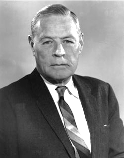 Charles E. Bohlen (1904 - 1974) fut ambassadeur des États-Unis en France de 1962 à 1968. Bohlen ambassadeur des États-Unis en France