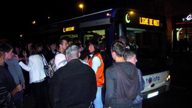 Travail de nuit pour les chauffeurs de bus