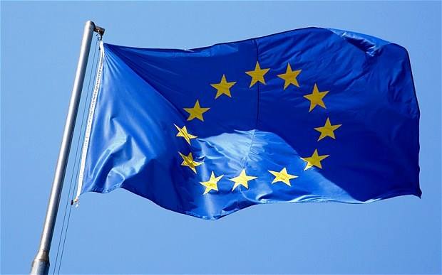 La Grande-Bretagne a mis en garde la France de ne pas détourner la commémoration de la Grande Guerre en affichant le drapeau de l'Union européenne