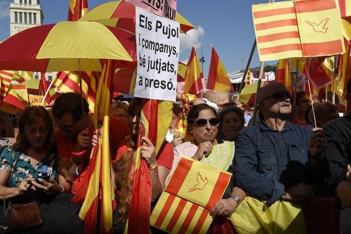 manifestation du 12 octobre 2014 à Barcelone contre l’indépendance de la région